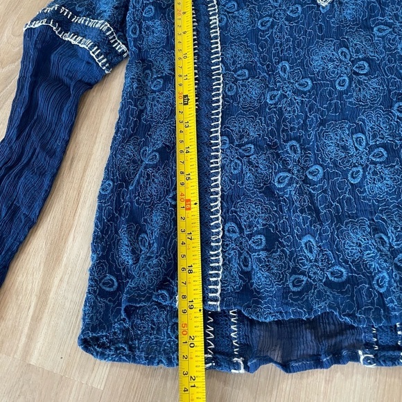 Alive & Olivia Blue Boho Summer Top with White Stitching. Size XS - Picture 10 of 10
